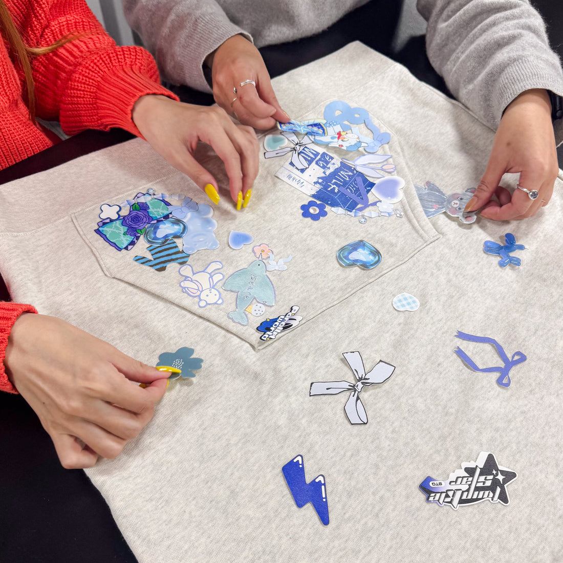 推し活×アパレルステッカー